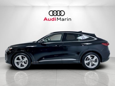 Used 2025 Audi Q5 Prestige w/ 20" Wheel Package AWD/4WD image 2
