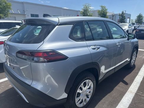 Used 2026 Toyota Corolla Cross L image 4