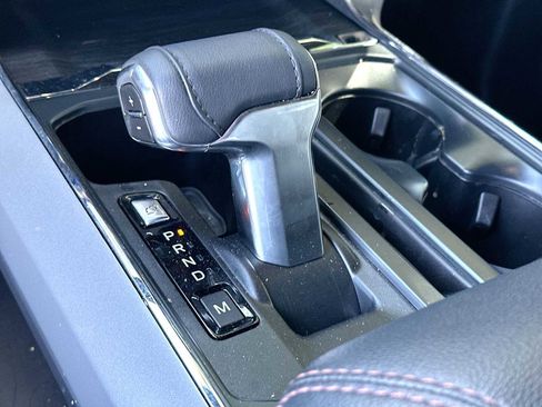 Used 2024 Ford F150 Lariat w/ FX4 Off-Road Package image 21