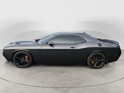 Used 2023 Dodge Challenger GT w/ Plus Package image 2
