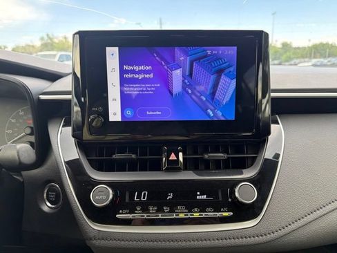 Used 2024 Toyota Corolla SE FWD image 13