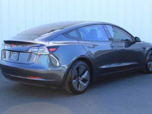 Used 2018 Tesla Model 3 Long Range AWD/4WD image 4