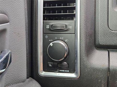 Certified 2023 RAM 1500 Classic SLT w/ Electronics Group AWD/4WD image 29