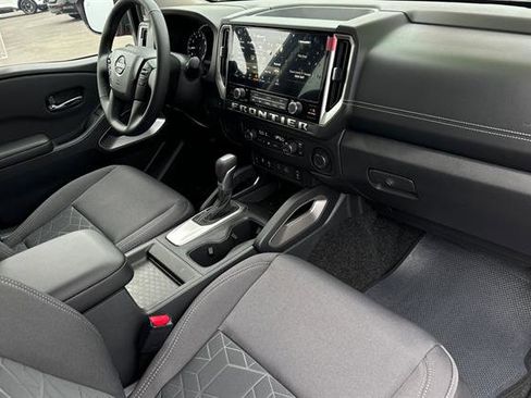 New 2026 Nissan Frontier SV w/ SV Convenience Package image 17
