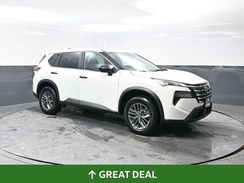 Used 2024 Nissan Rogue S AWD/4WD image 5