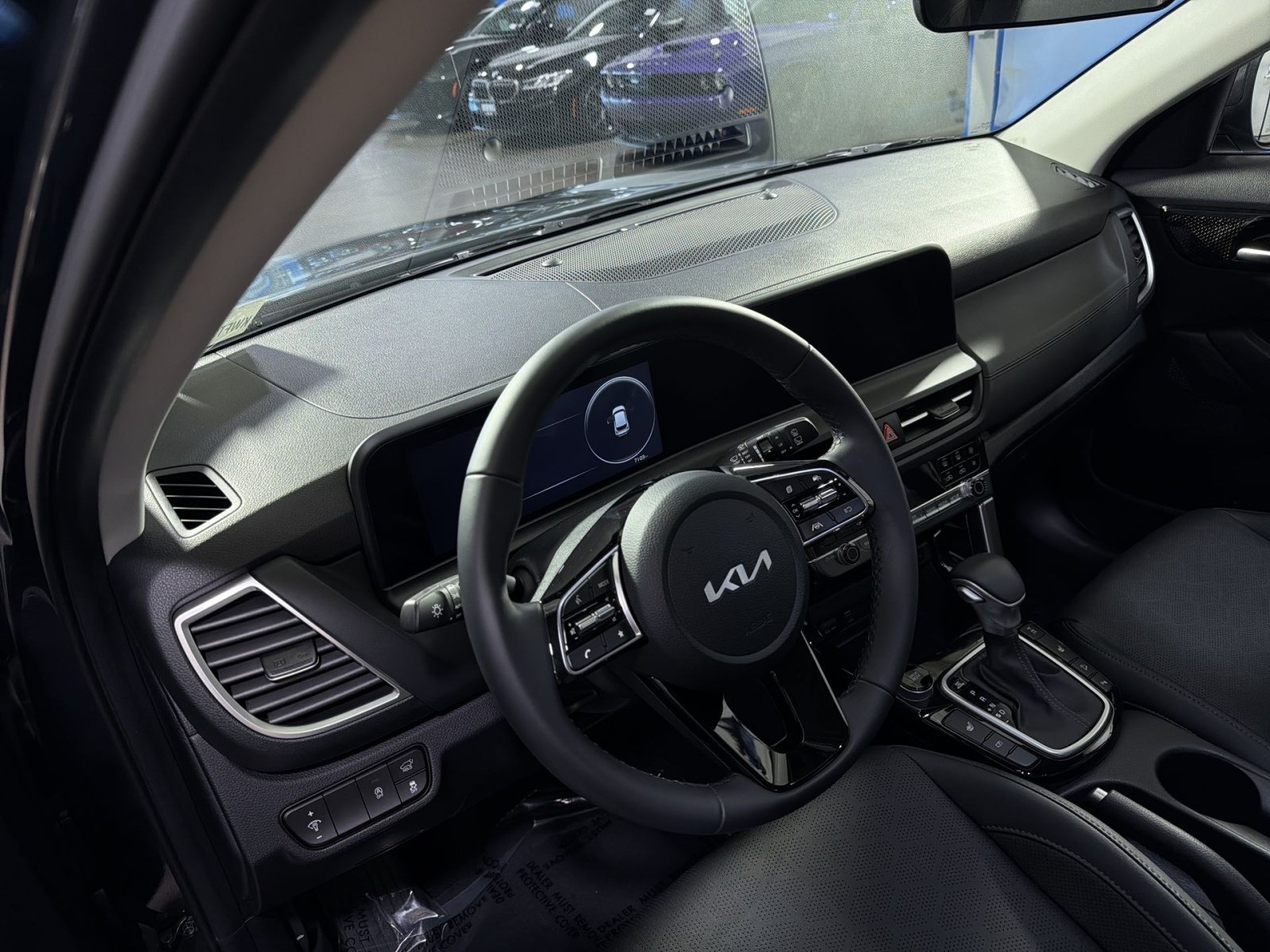 Used 2025 Kia Seltos EX AWD/4WD image 18