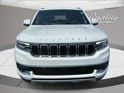 Used 2022 Jeep Wagoneer Series II AWD/4WD image 11