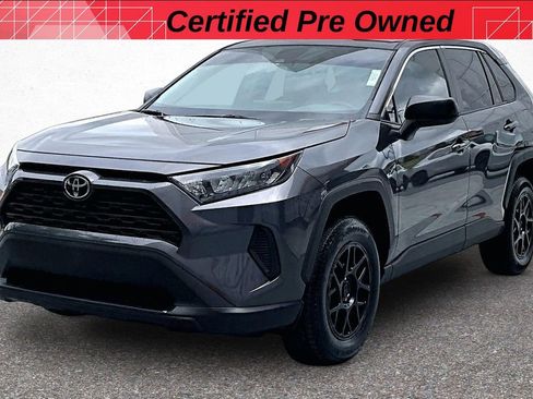 Certified 2022 Toyota RAV4 LE FWD image 4