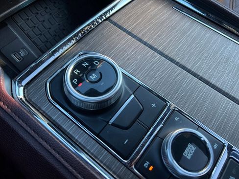 Used 2023 Ford Expedition Max Limited image 22