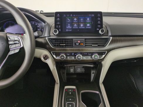 Certified 2021 Honda Accord EX image 17