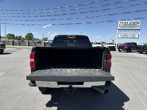 Used 2016 GMC Sierra 2500 SLT w/ Duramax Plus Package AWD/4WD image 17