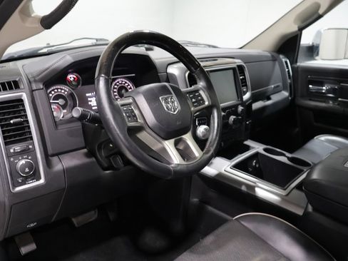 Used 2014 RAM 1500 Limited AWD/4WD image 18