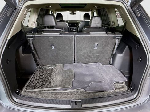 Used 2019 Volkswagen Atlas SEL Premium image 31