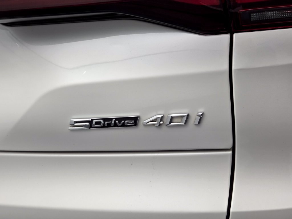 Used 2021 BMW X5 sDrive40i w/ Premium Package RWD image 20