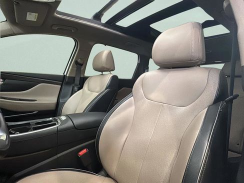 Used 2022 Hyundai Santa Fe SEL w/ Convenience + Premium Package AWD/4WD image 9