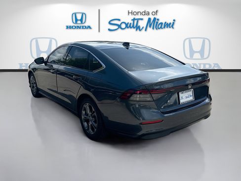 Certified 2023 Honda Accord EX image 5