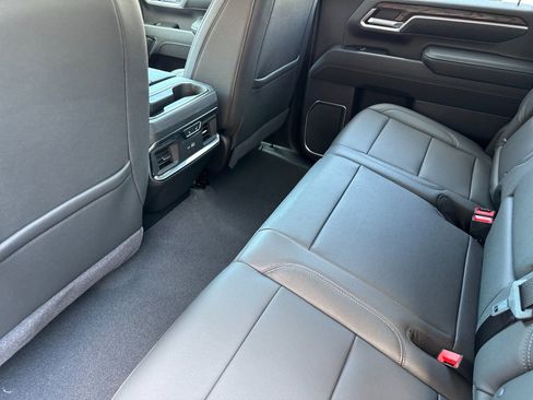 New 2026 GMC Sierra 2500 SLT w/ SLT Convenience Package AWD/4WD image 12