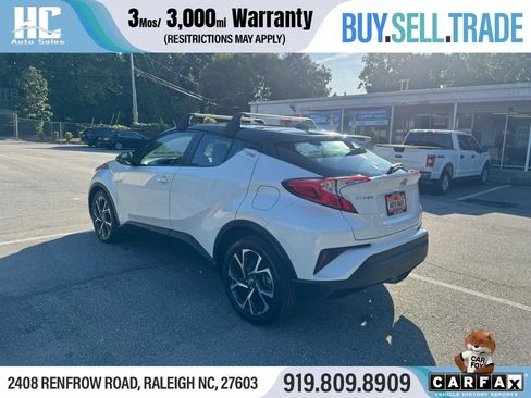 Used 2019 Toyota C-HR XLE FWD image 3