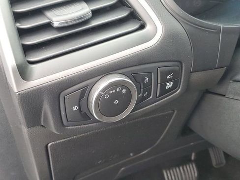 Used 2023 Ford Edge SEL w/ Convenience Package image 14