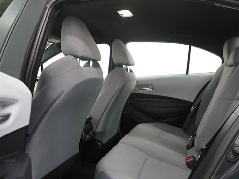 Used 2024 Toyota Corolla SE w/ SE Convenience Package FWD image 17