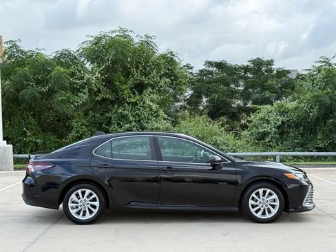 Used 2024 Toyota Camry LE FWD image 6