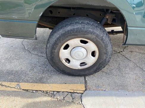 Used 2007 Ford F150 XL image 6