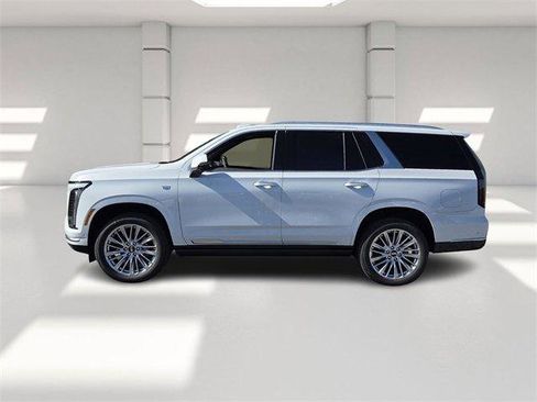 New 2026 Cadillac Escalade Luxury image 2
