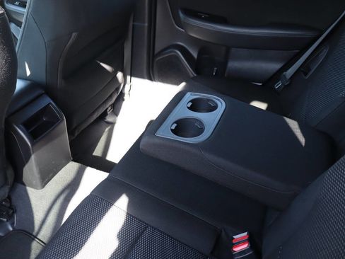 Used 2017 Subaru Outback 2.5i Premium image 13