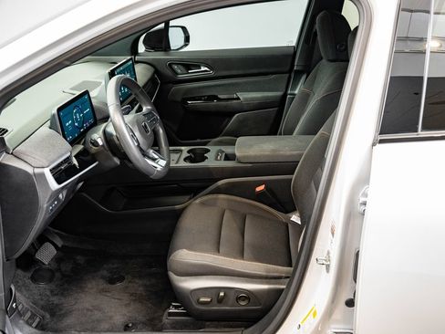 Used 2024 Honda Prologue EX image 21