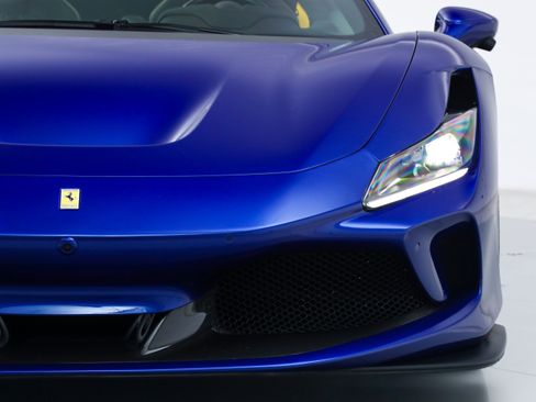 Certified 2022 Ferrari F8 Tributo RWD image 15