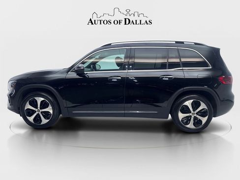 Used 2025 Mercedes-Benz GLB 250 4MATIC image 5