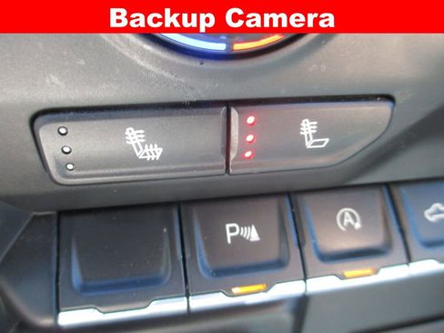 Used 2021 Chevrolet Silverado 1500 LT Trail Boss AWD/4WD image 17