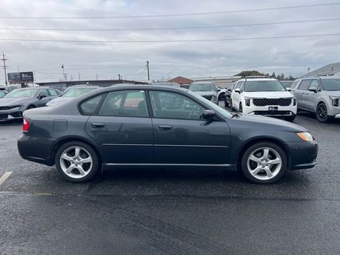 Used 2009 Subaru Legacy 2.5i Special Edition image 4