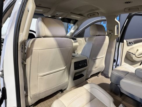 Used 2020 GMC Yukon XL Denali image 23