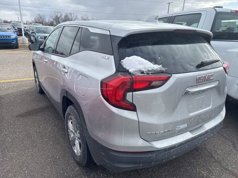 Used 2018 GMC Terrain SLE image 8