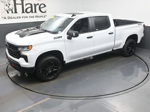 Used 2023 Chevrolet Silverado 1500 LT Trail Boss w/ LT Trail Boss Premium Package AWD/4WD image 42