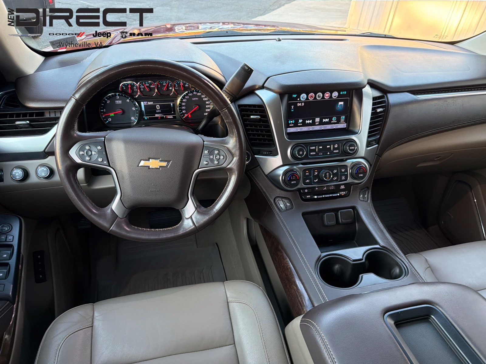 Used 2019 Chevrolet Tahoe LT w/ Luxury Package AWD/4WD image 17