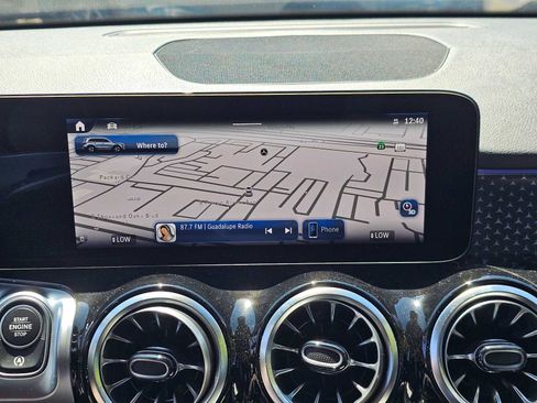 Used 2026 Mercedes-Benz GLB 250 image 25