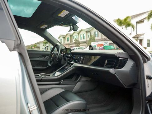 Used 2024 Porsche Taycan GTS image 56