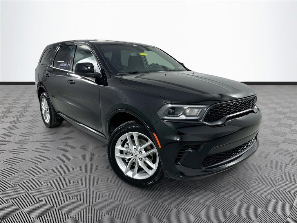 Certified 2025 Dodge Durango GT w/ Trailer Tow Group IV AWD/4WD image 1
