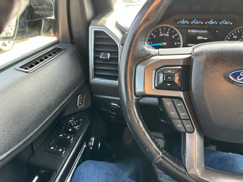 Used 2019 Ford Expedition Max XLT w/ Equipment Group 201A AWD/4WD image 14