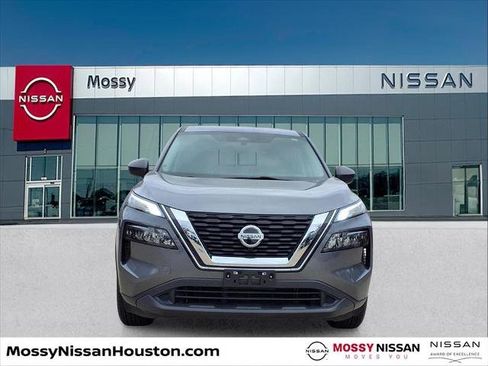 Certified 2021 Nissan Rogue S image 2