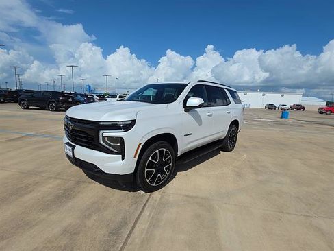 Used 2025 Chevrolet Tahoe RST w/ Comfort Package AWD/4WD image 8
