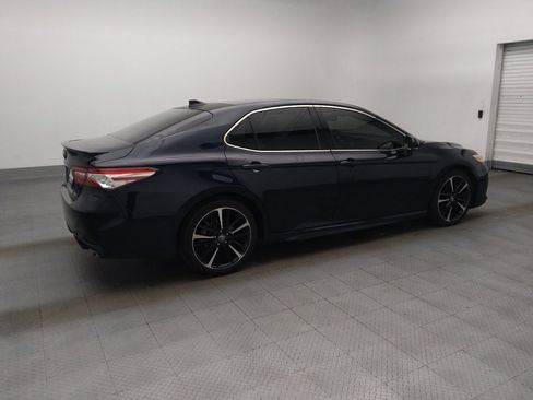 Used 2020 Toyota Camry XSE FWD image 10