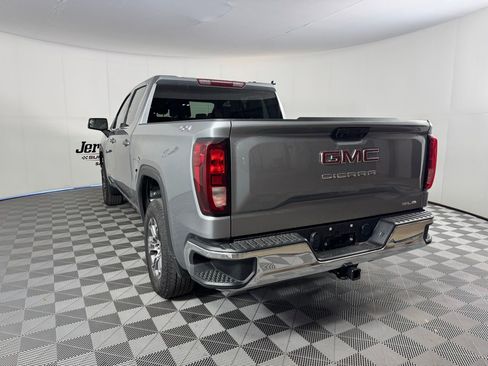 Used 2023 GMC Sierra 1500 SLE AWD/4WD image 9