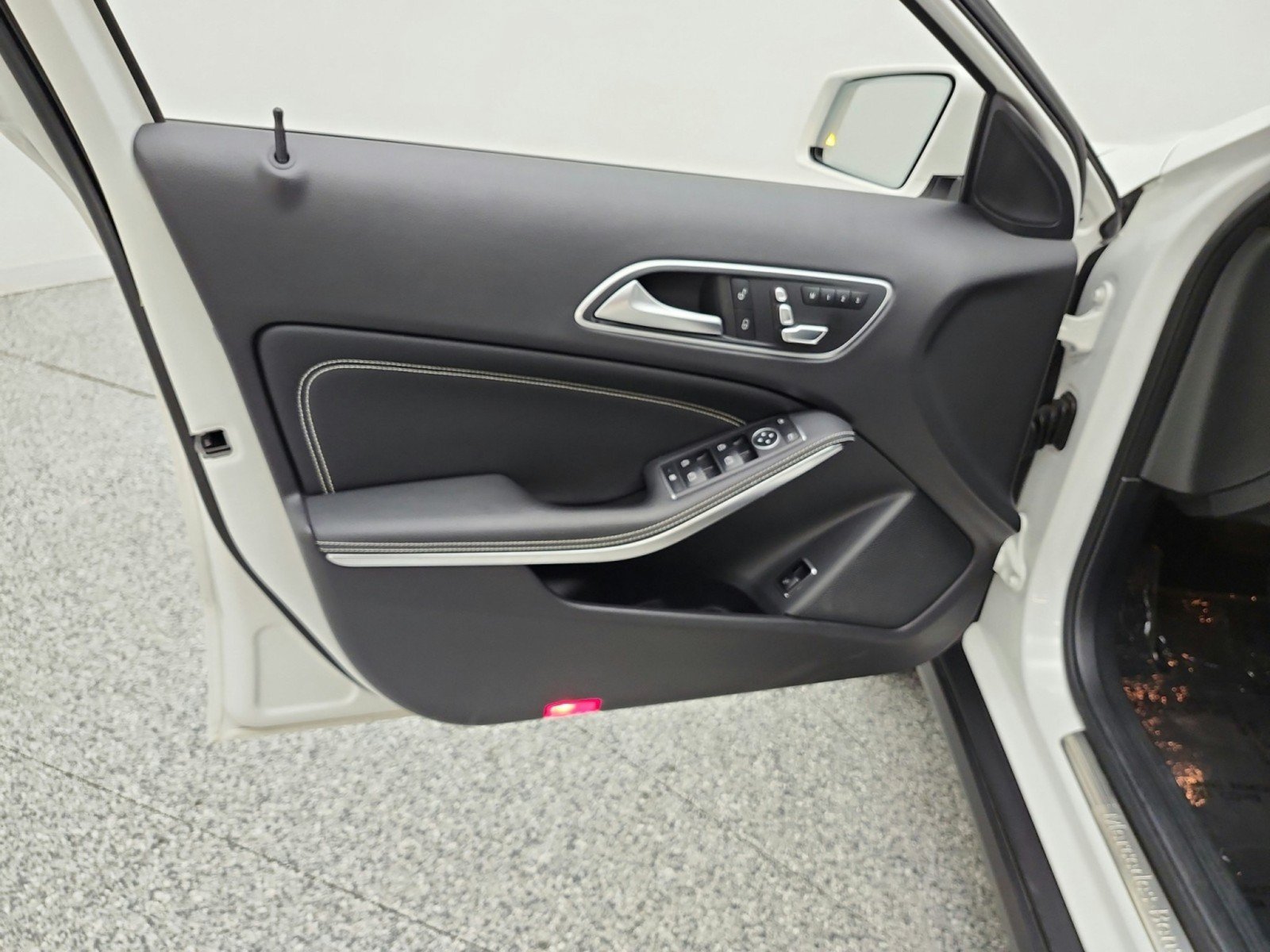 Certified 2020 Mercedes-Benz GLA 250 4MATIC image 15