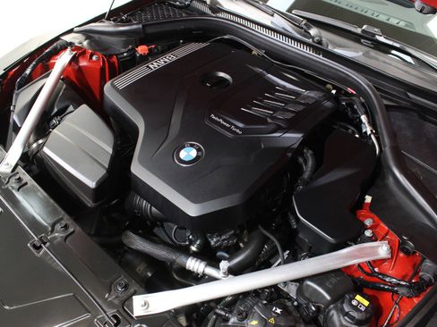 Used 2022 BMW Z4 sDrive30i w/ Driving Assistance Package image 25