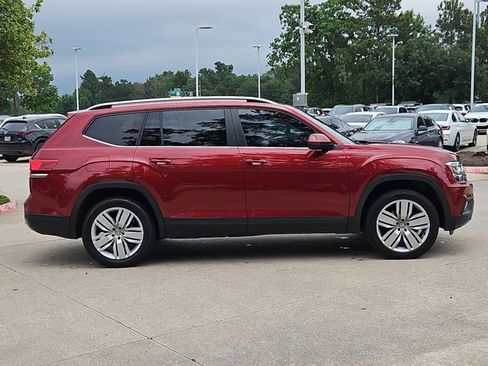 Used 2019 Volkswagen Atlas SE w/ Towing Package FWD image 4