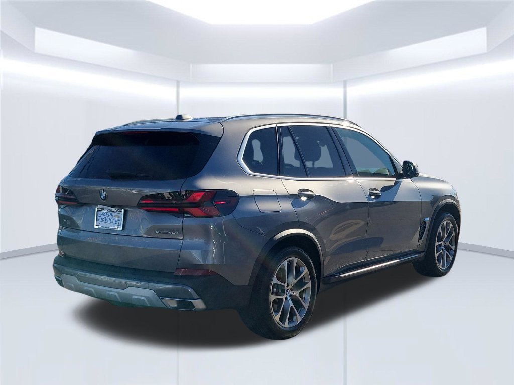 Used 2026 BMW X5 xDrive40i AWD/4WD image 5