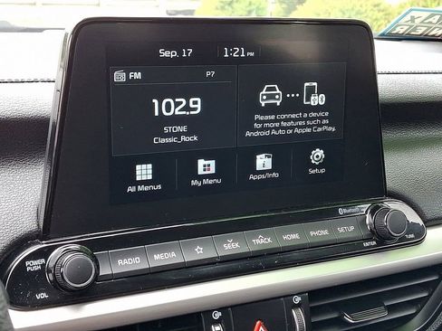 Used 2021 Kia Forte LXS image 17